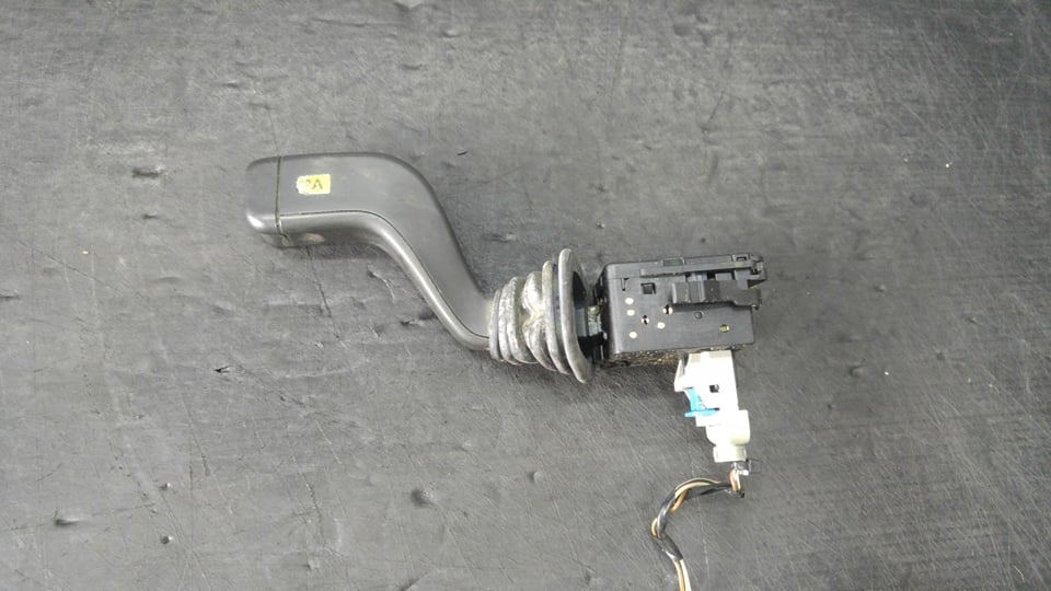Maneta semnalizare opel corsa c x01 0918
