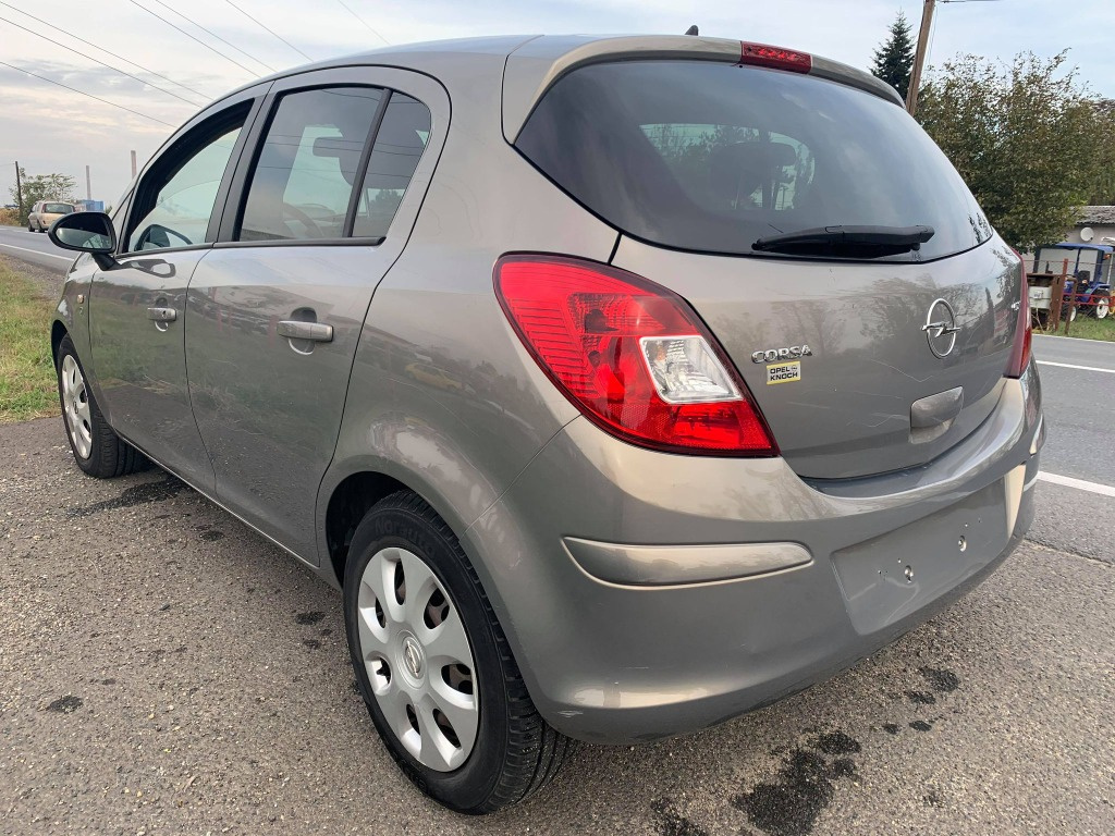 Maneta semnalizare Opel Corsa D 2009 HAT