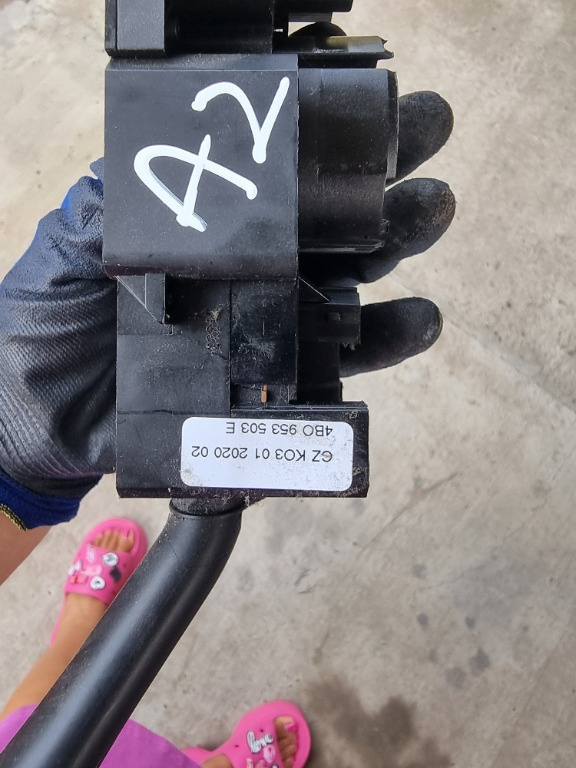 Maneta semnalizare si maneta stergator Audi A2 2000-2005 COD 8L0953513G / 4B0953503E
