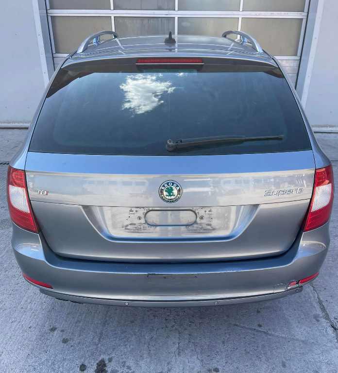 Maneta semnalizare Skoda Superb 2 2013 b