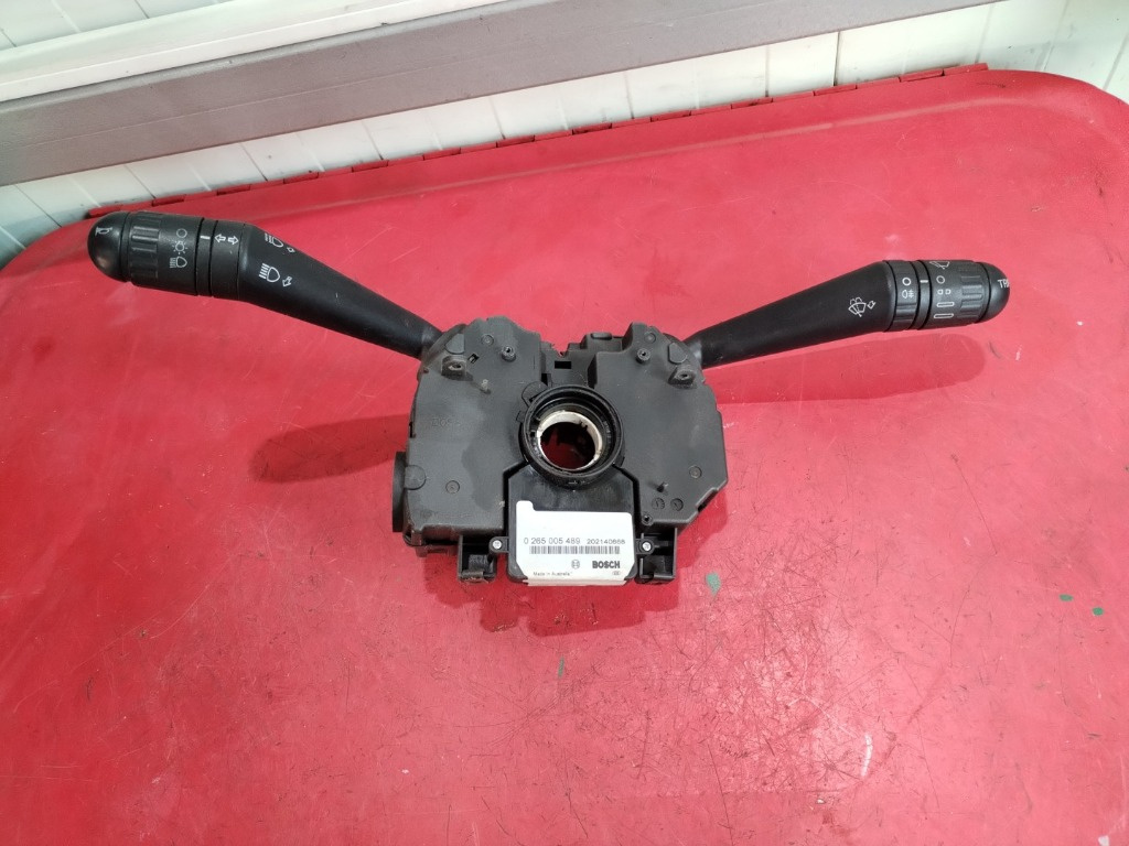 Maneta semnalizare stergator Iveco Daily 4 29L14 ( 2006 – 2011 ) 28265527 / 5041047853