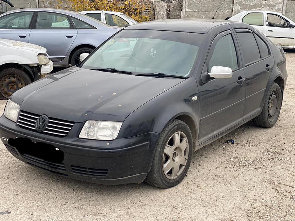 Maneta semnalizare Volkswagen Bora 2004 