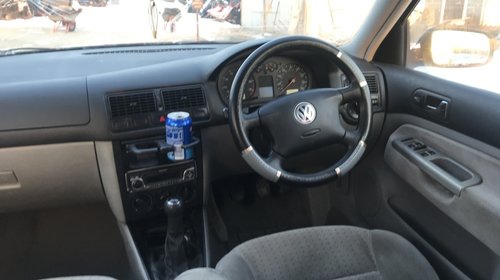 Maneta semnalizare Volkswagen Golf 4 200