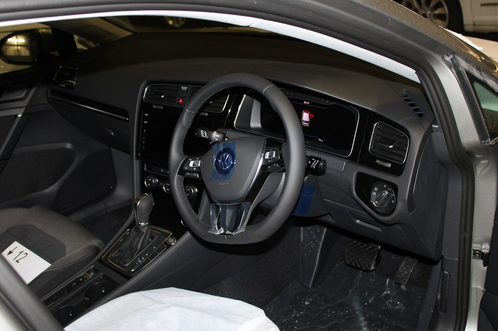 Maneta semnalizare Volkswagen Golf 7 201