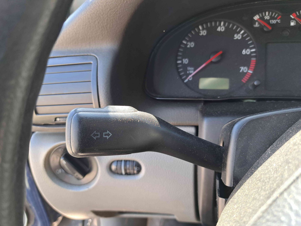 Maneta semnalizare Volkswagen Passat B5 (3B5) Variant [Fabr 1997-2000] OEM