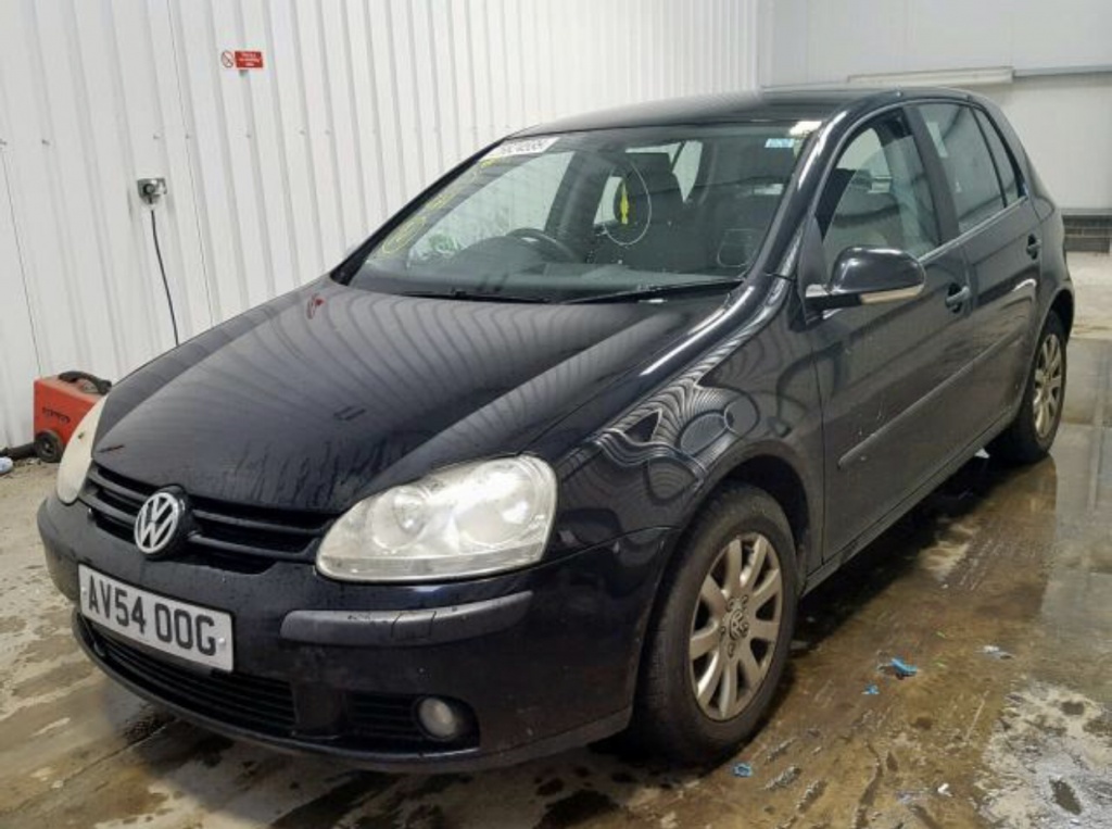 Maneta semnalizare VW Golf 5 2005 Hatchback 1.6 FS