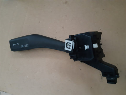 Maneta semnalizare VW GOLF 5,Skoda Octavia 2 cod 1k0953513