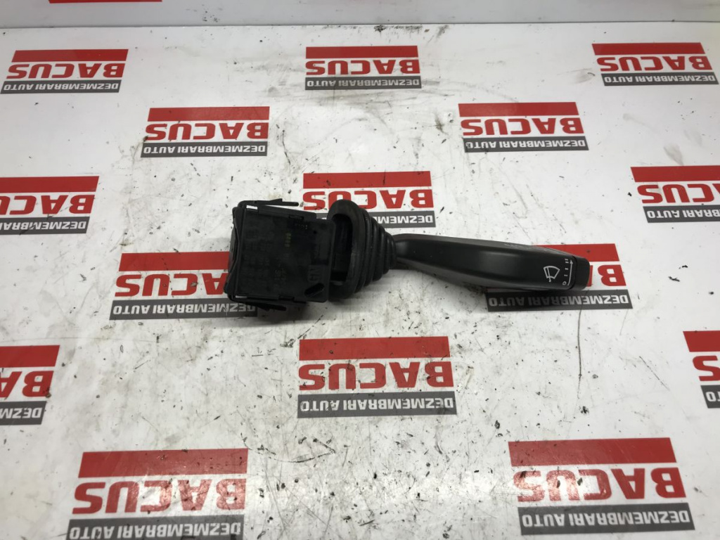 Maneta Stergator Opel Corsa C 1.7 DT Cod 09185413