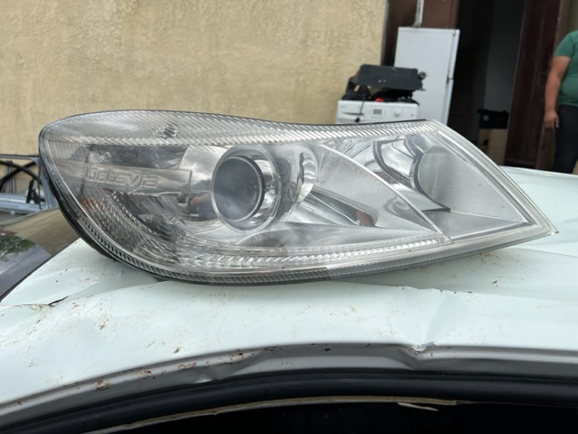 Maneta stergator parbriz si luneta Skoda