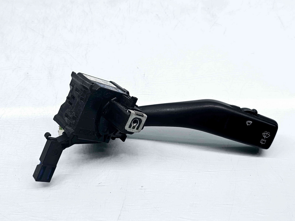 Maneta stergator Volkswagen Golf 5 (1K1) [Fabr 200
