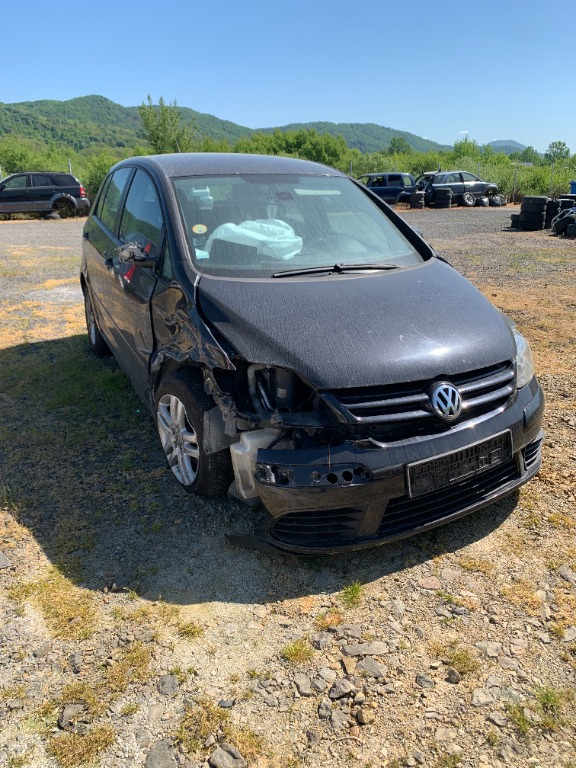 Maneta stergator Volkswagen Golf 5 Plus 
