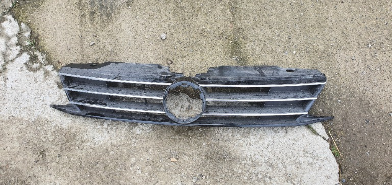 Masca fata grila radiator Volkswagen Jetta 2014 2015 2016 2017 2018