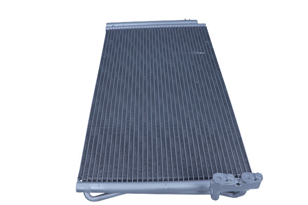 MAXGEAR Condensator, climatizare AC819073 se potriveste la BMW 3 (E90) 2004 2005 2006 2007 2008 2009 2010 2011