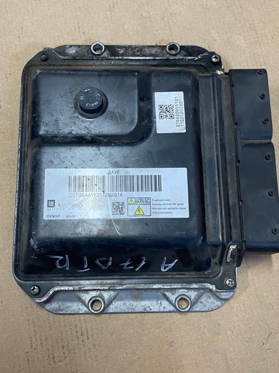 MB275700-1011 55579893 Denso,Calculator (ECU) motor Opel Astra J 1.7 CDTI