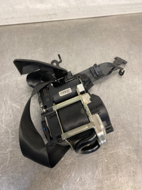 Mecanizm centura de siguranta fata dreapta Volvo xc60 32239367