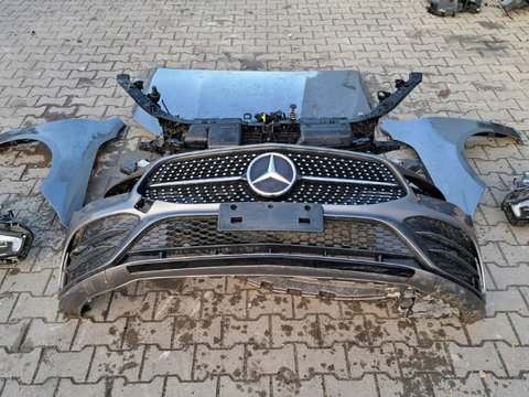 Mercedes 118 cla set bara capota radiatoare
