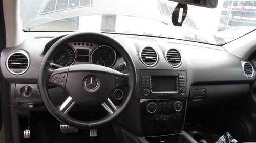 Mercedes ML320 din 2006