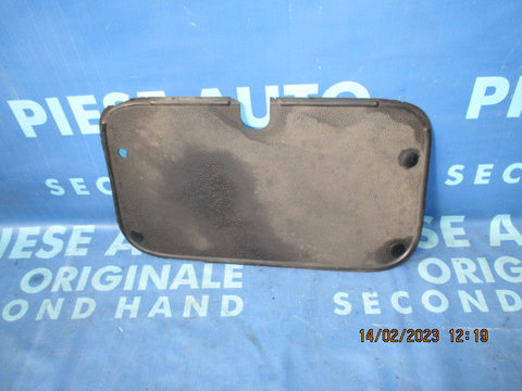 Mocheta interior Renault Master; 8200206662 (capac baterie)