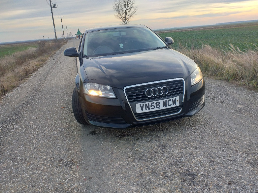 Mocheta podea interior Audi A3 8P 2010 hatchback 1.9 TDI