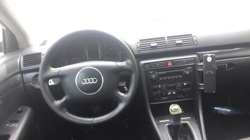 Mocheta podea interior Audi A4 B6 2005 c