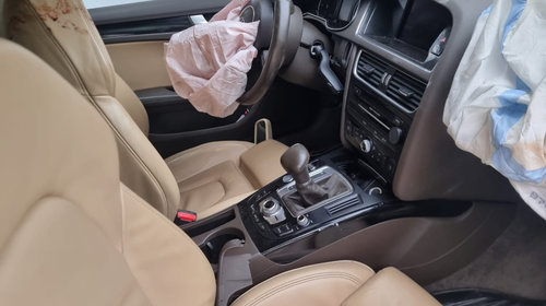 Mocheta podea interior Audi A4 B8 2013 b