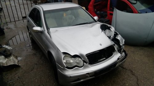 Mocheta podea interior Mercedes C-CLASS 