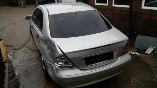 Mocheta podea interior Mercedes C-CLASS 