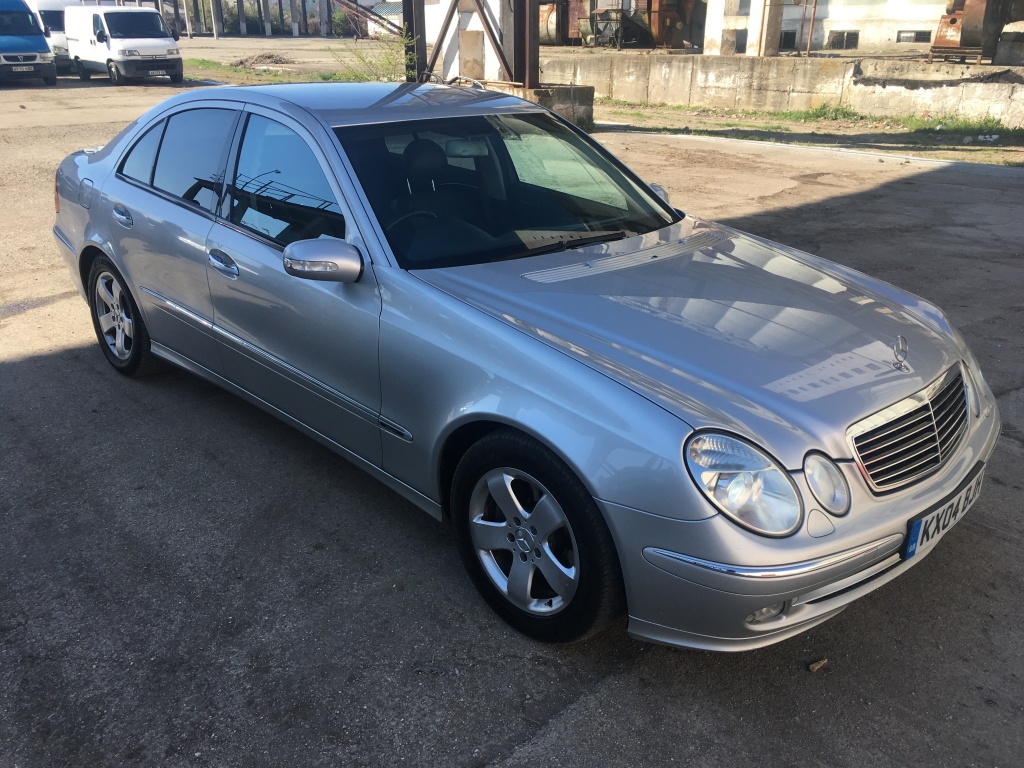 Mocheta podea interior Mercedes E-CLASS 