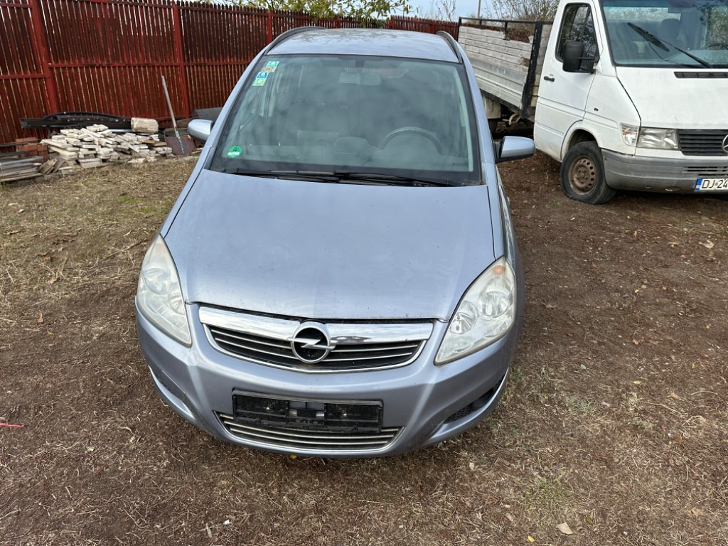 Mocheta podea interior Opel Zafira B 2009 Hatchback 1.9