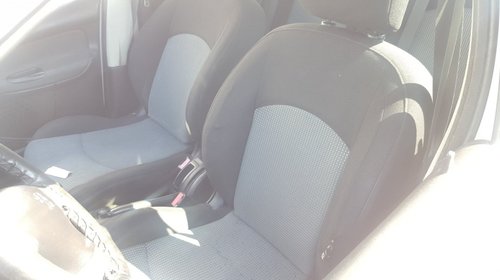 Mocheta podea interior Peugeot 206 2004 