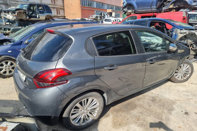 Mocheta podea interior Peugeot 208 2016 HatchBack 