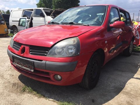 Mocheta podea interior Renault Symbol 2004 HATCHBACK1 1.5