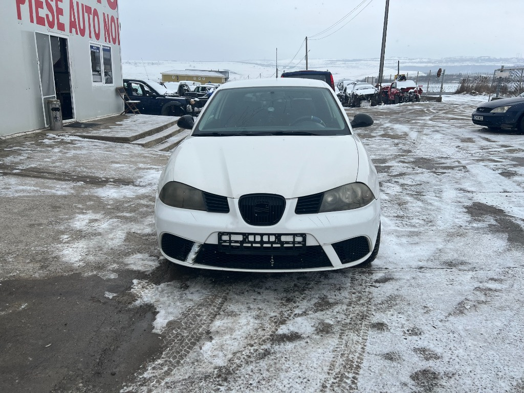 Mocheta podea interior Seat Ibiza 2007 hatchback 1,4 tdi