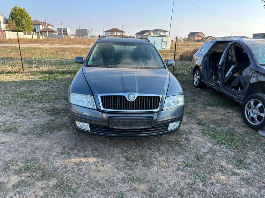 Mocheta podea interior Skoda Octavia 2 2