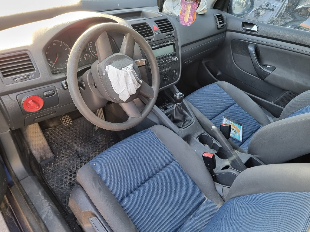 Mocheta podea interior Volkswagen Golf 5