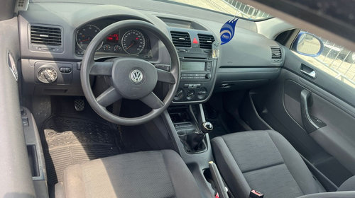 Mocheta podea interior Volkswagen Golf 5