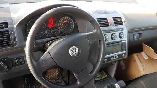 Mocheta podea interior VW Touran 2007 CO