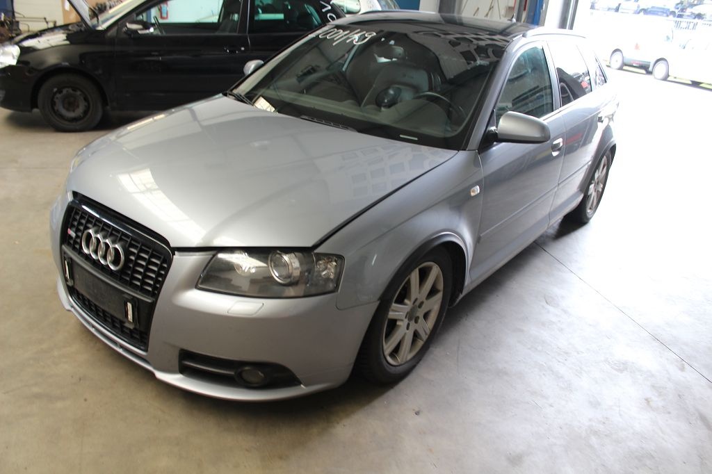 Mocheta portbagaj Audi A3 8P 2007 S-LINE sportback 2.0 tdi BMN