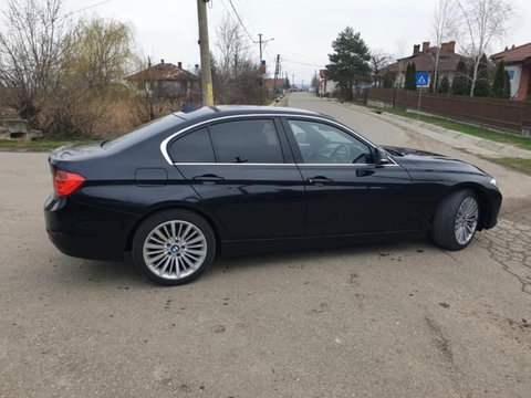 Mocheta portbagaj BMW F30 2012 Berlima 2.0