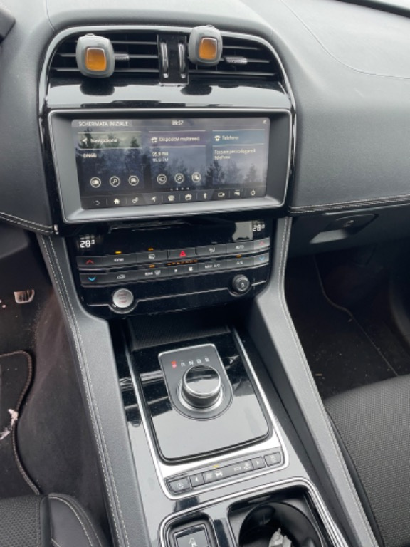 Mocheta portbagaj Jaguar F-Pace 2018 SUV