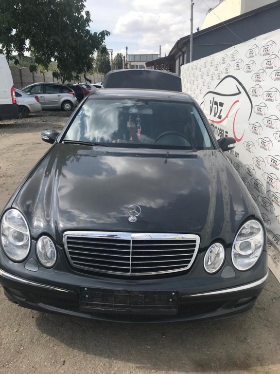 Mocheta portbagaj Mercedes E-Class W211 2002 Sedan 2.7