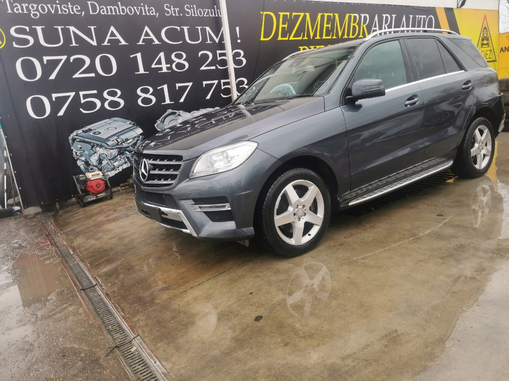 Mocheta portbagaj Mercedes M-Class W166 2012 SUV ML250 BlueTec 4Matic
