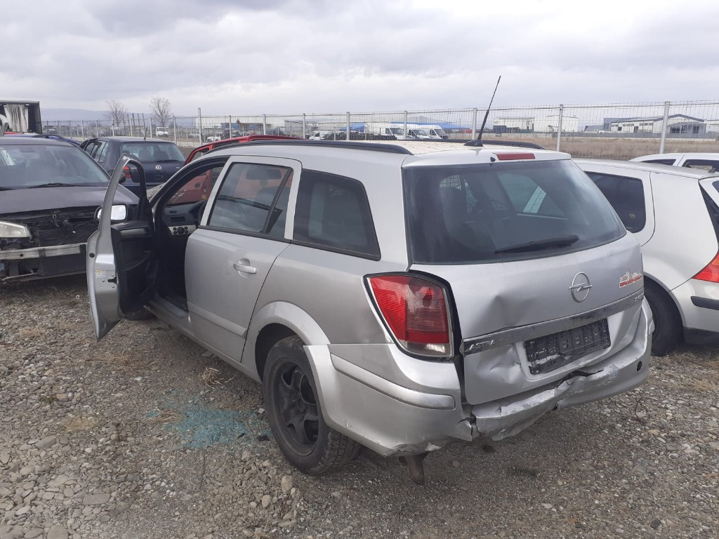 Mocheta portbagaj Opel Astra H Combi 2009 1.9CDTI 