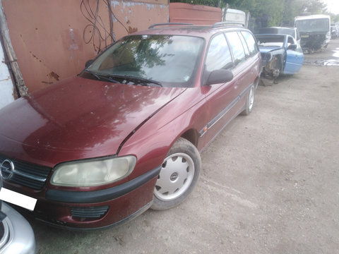 Mocheta portbagaj Opel Omega 1997 Combi 2.0 benzina