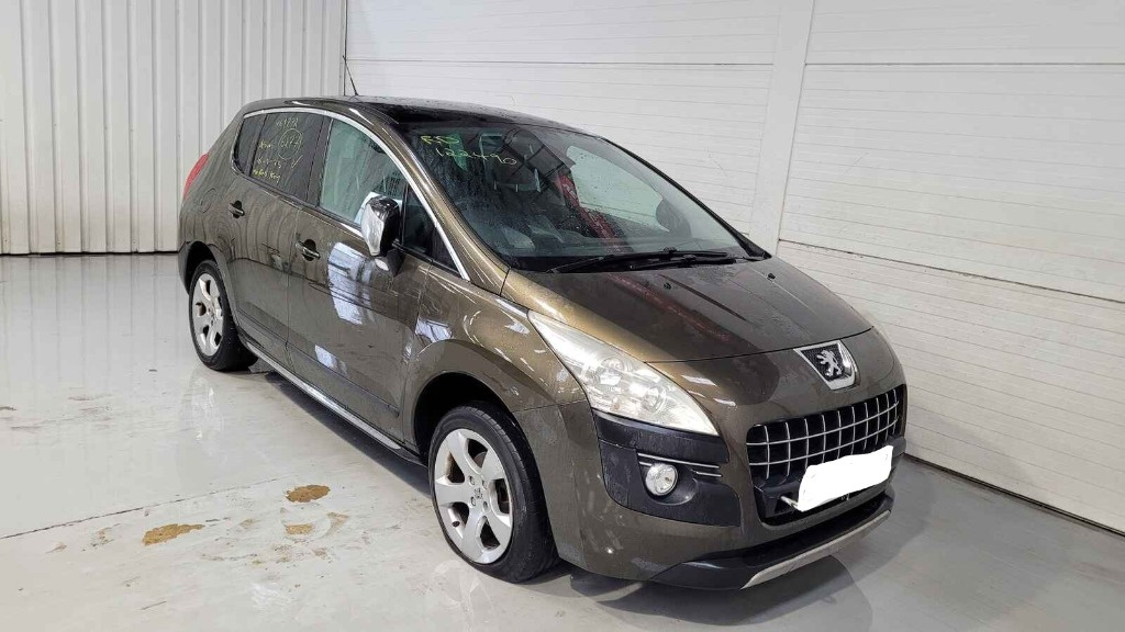 Mocheta portbagaj Peugeot 3008 2010 SUV 