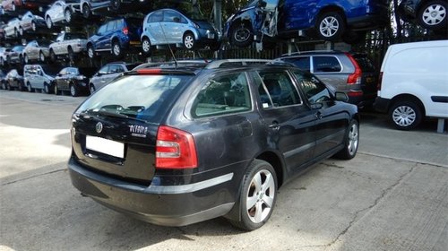 Mocheta portbagaj Skoda Octavia 2 2005 B