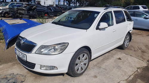 Mocheta portbagaj Skoda Octavia 2 2009 b