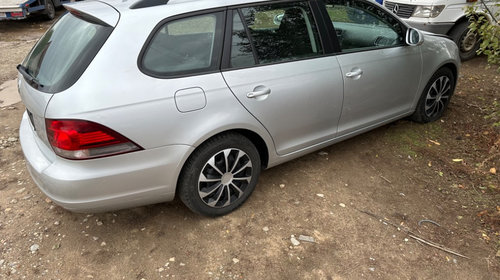 Mocheta portbagaj Volkswagen Golf 6 2010