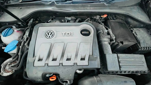 Mocheta portbagaj Volkswagen Golf 6 2010