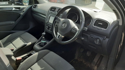 Mocheta portbagaj Volkswagen Golf 6 2010